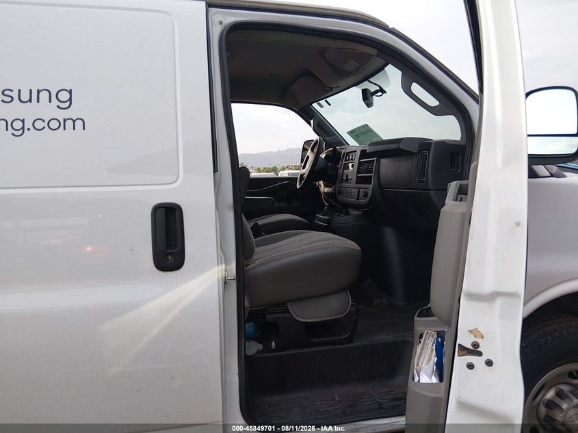 2018 CHEVROLET EXPRESS 2500 auction photo 5