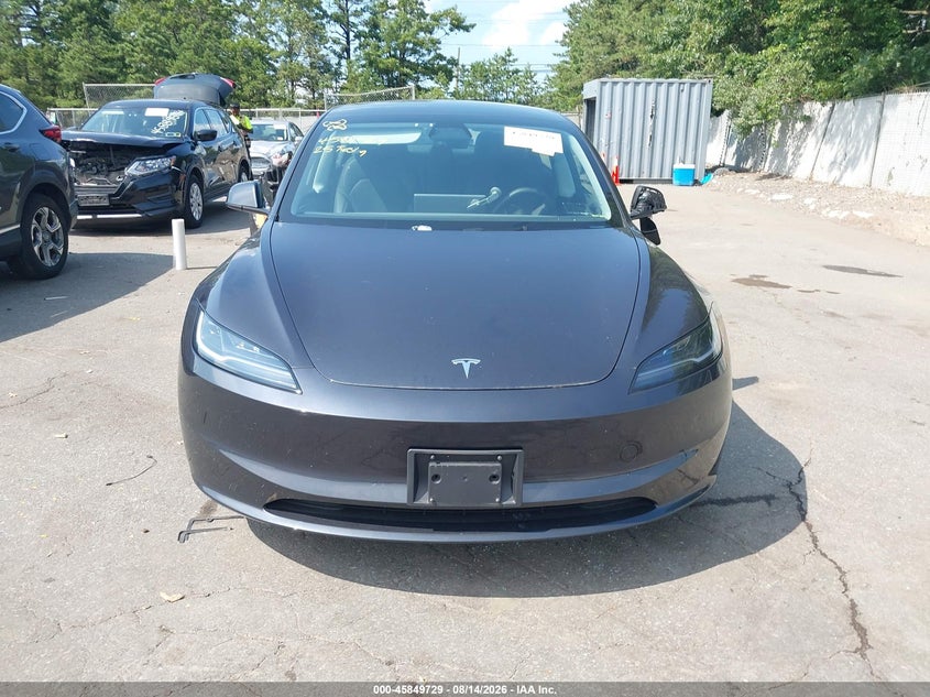 TESLA MODEL 3 - zdjęcie 12