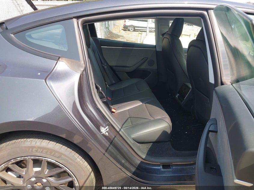 2025 TESLA MODEL 3 auction photo 8