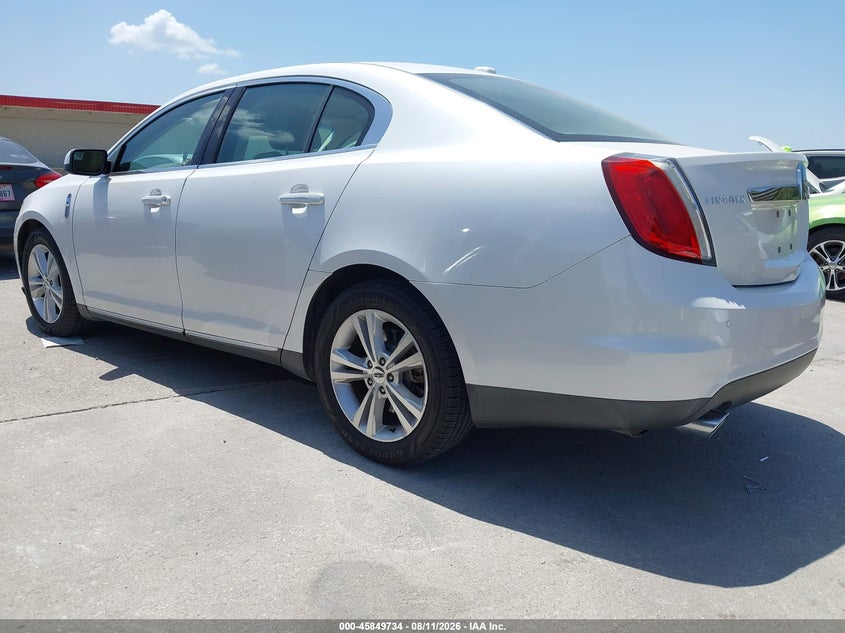 2010 LINCOLN MKS auction photo 3