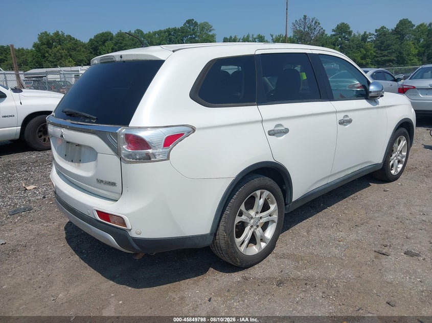 2015 MITSUBISHI OUTLANDER auction photo 4