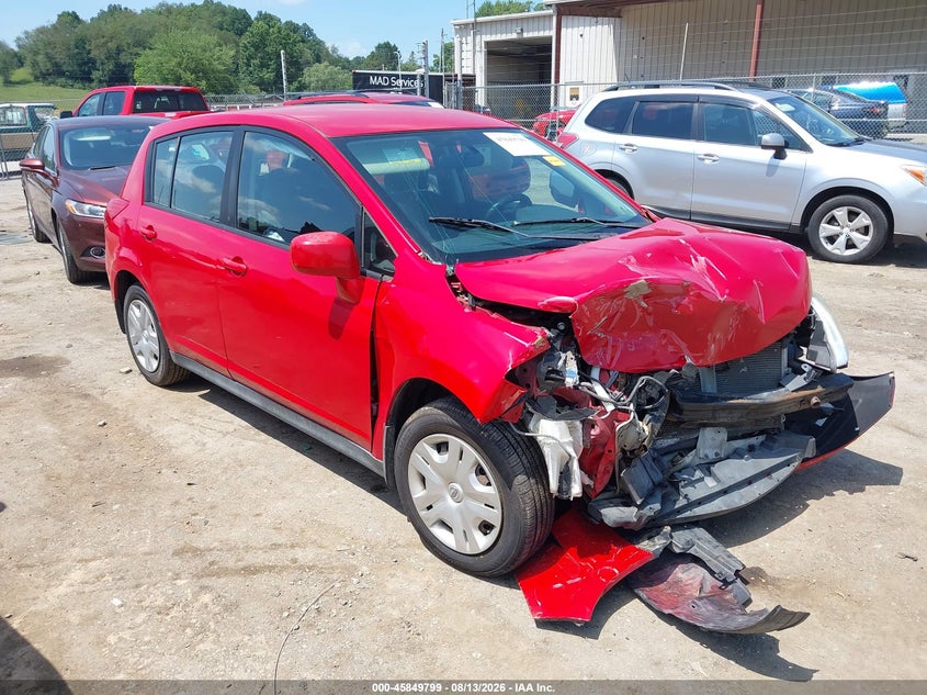 2010 Nissan Versa 1.8s