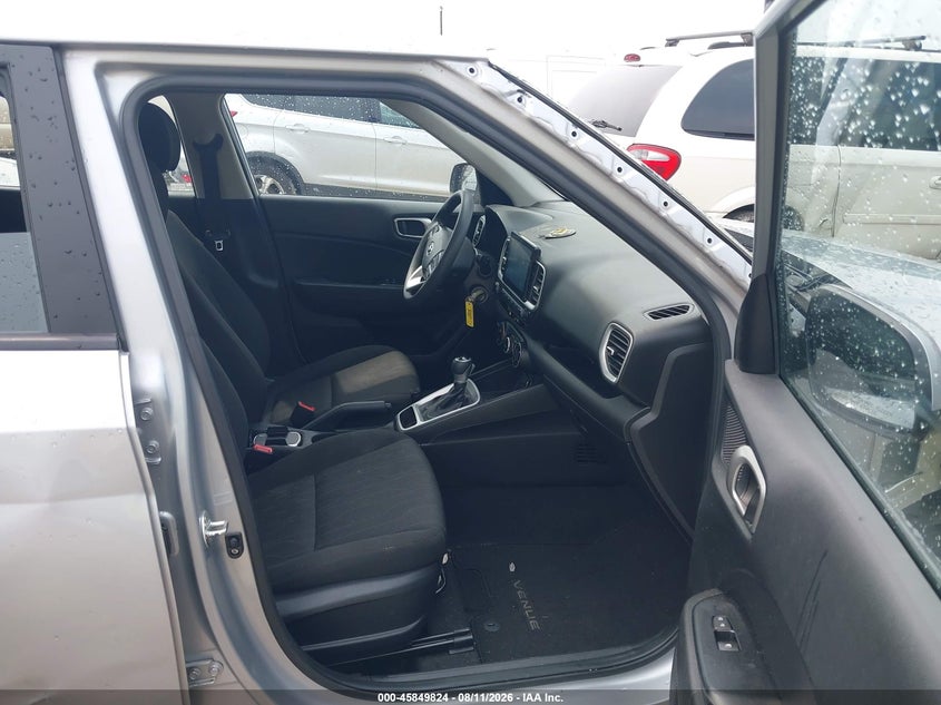 2021 HYUNDAI VENUE auction photo 5