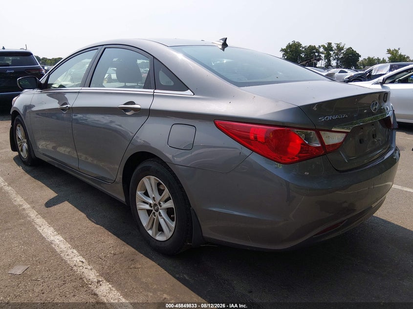2013 HYUNDAI SONATA auction photo 3