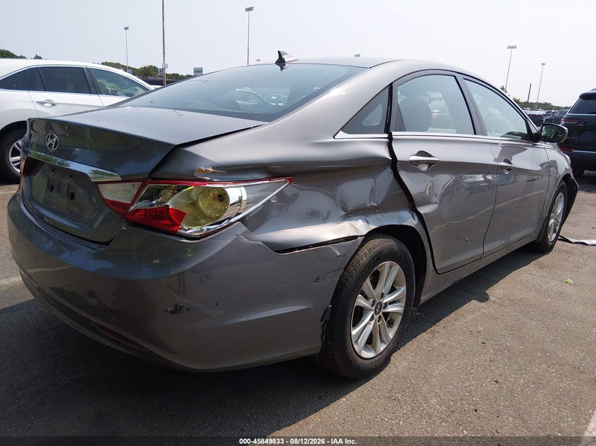 2013 HYUNDAI SONATA auction photo 4