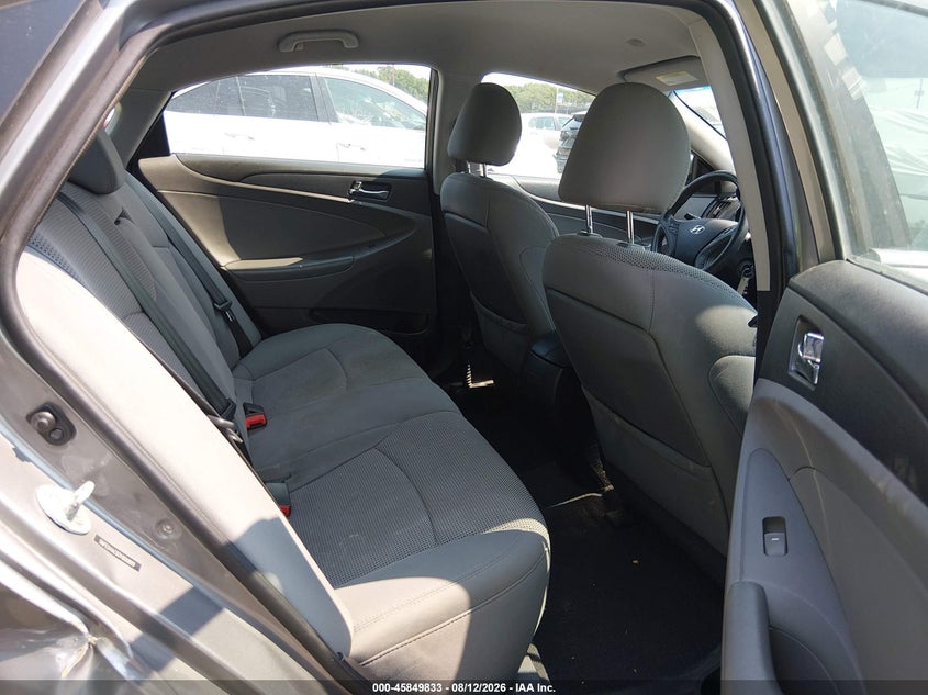 2013 HYUNDAI SONATA auction photo 8