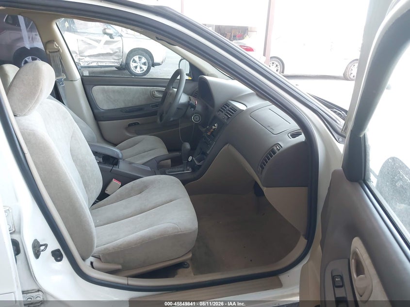 2001 NISSAN MAXIMA SEDAN 3.0L V-6 DOHC, 222HP