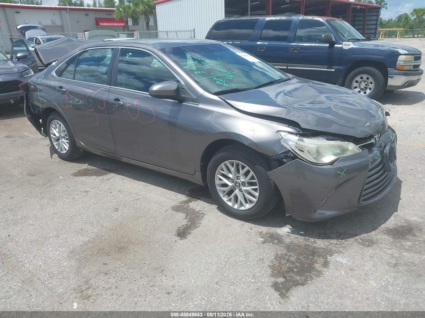 2017 Toyota Camry Le, Front & Rear, IAAI, VIN 4T1BF1FK7HU705268