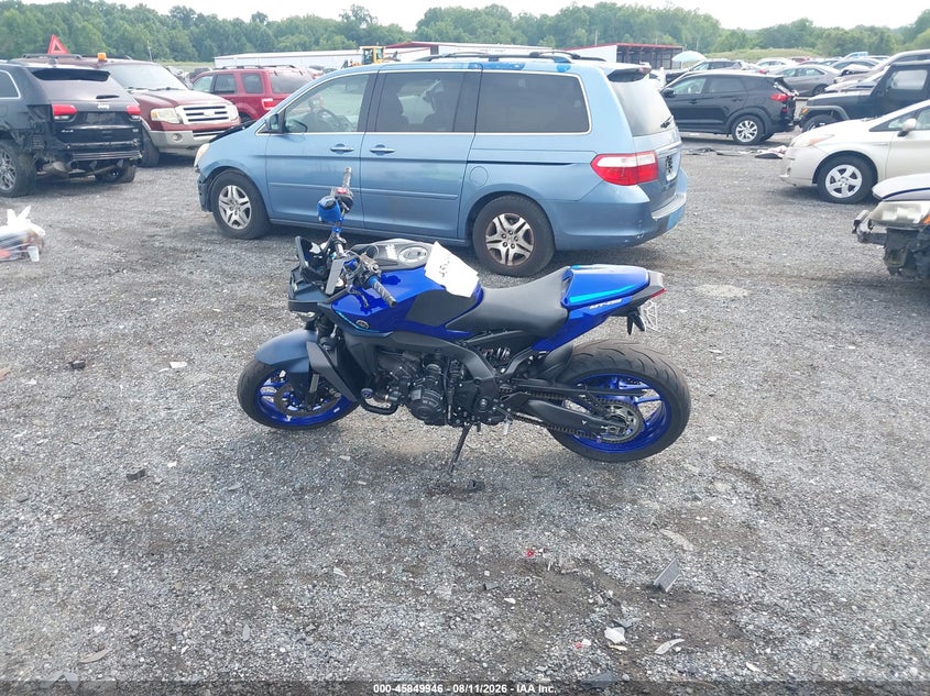 YAMAHA MT09 2024