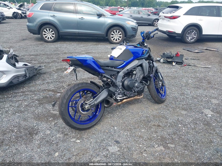 YAMAHA MT09 2024