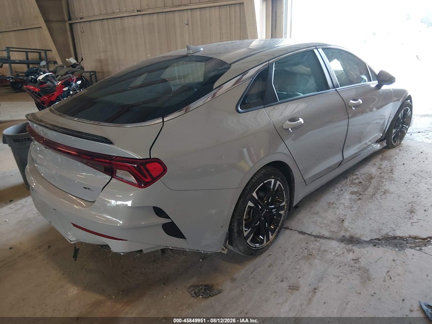 2023 KIA K5 — zdjęcie 4