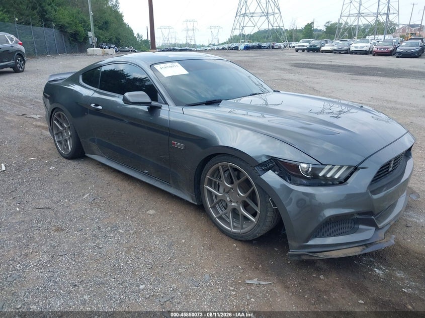FORD MUSTANG - zdjęcie 1