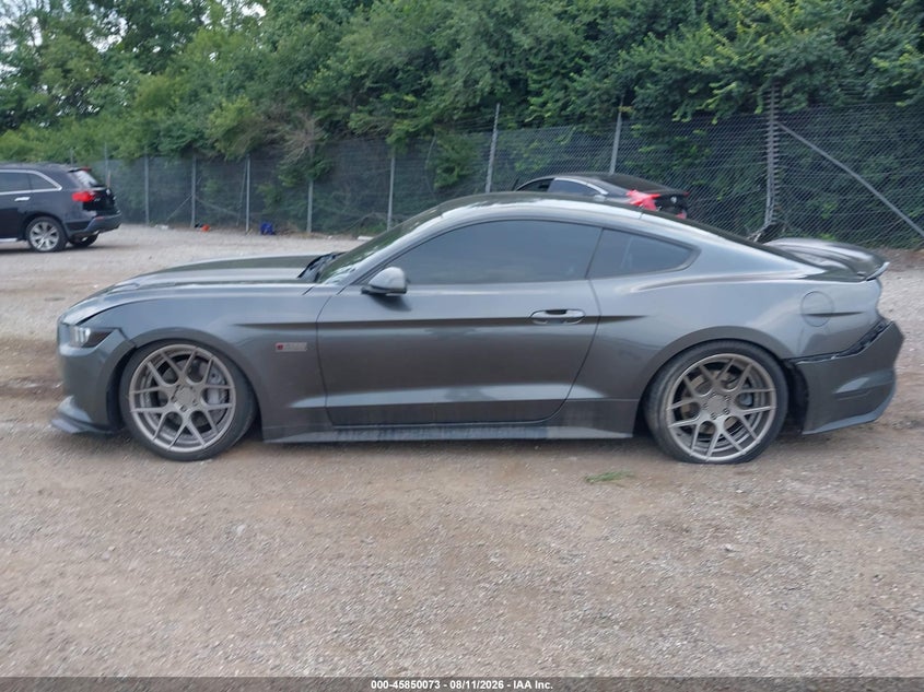 FORD MUSTANG - zdjęcie 15