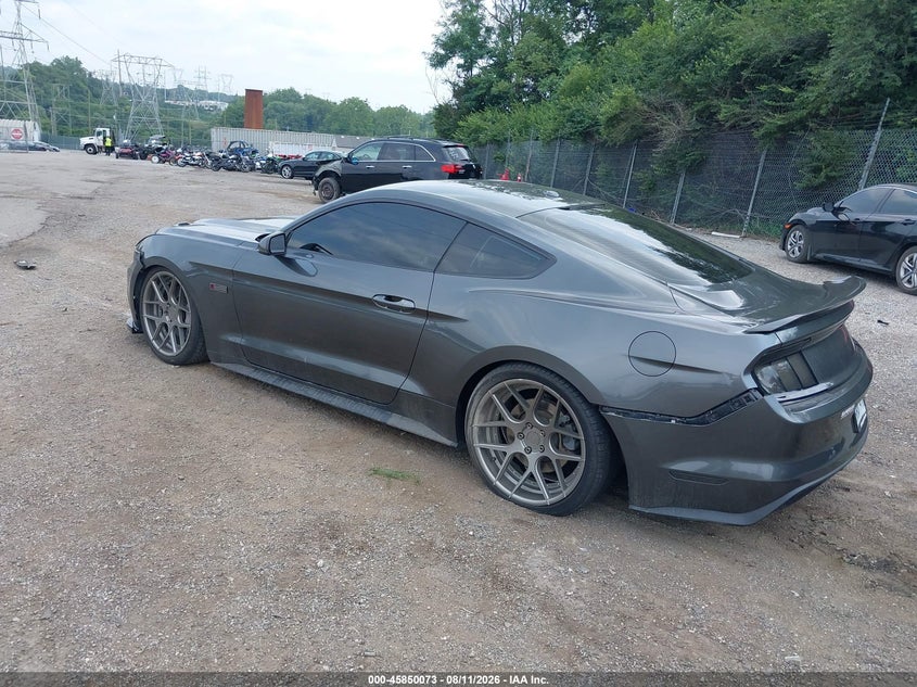 FORD MUSTANG - zdjęcie 3