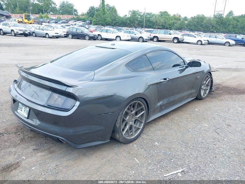 FORD MUSTANG - zdjęcie 4