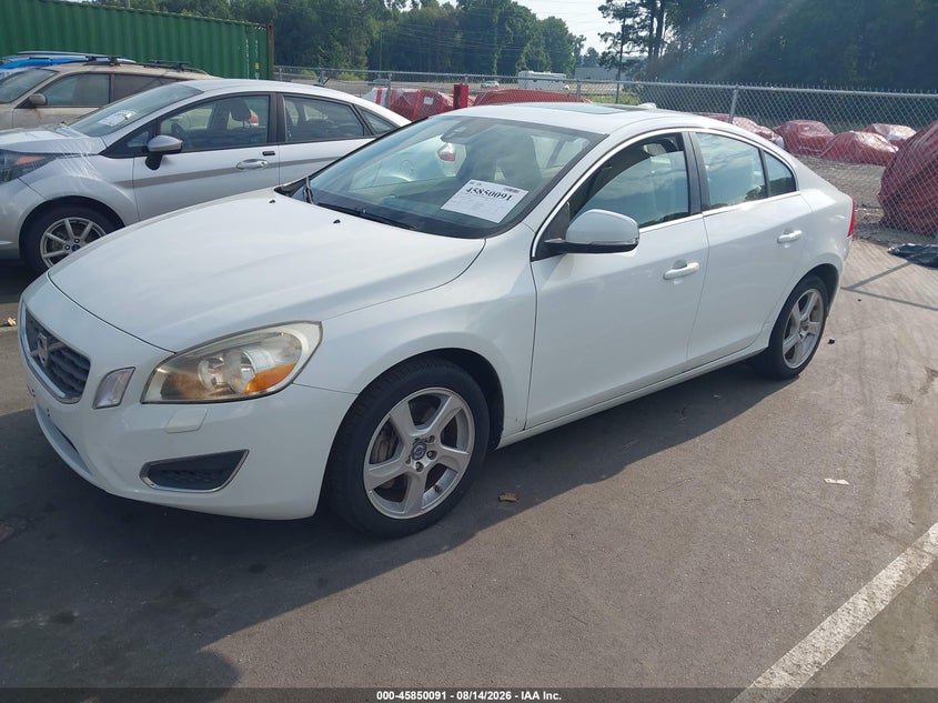 2012 VOLVO S60 auction photo 2