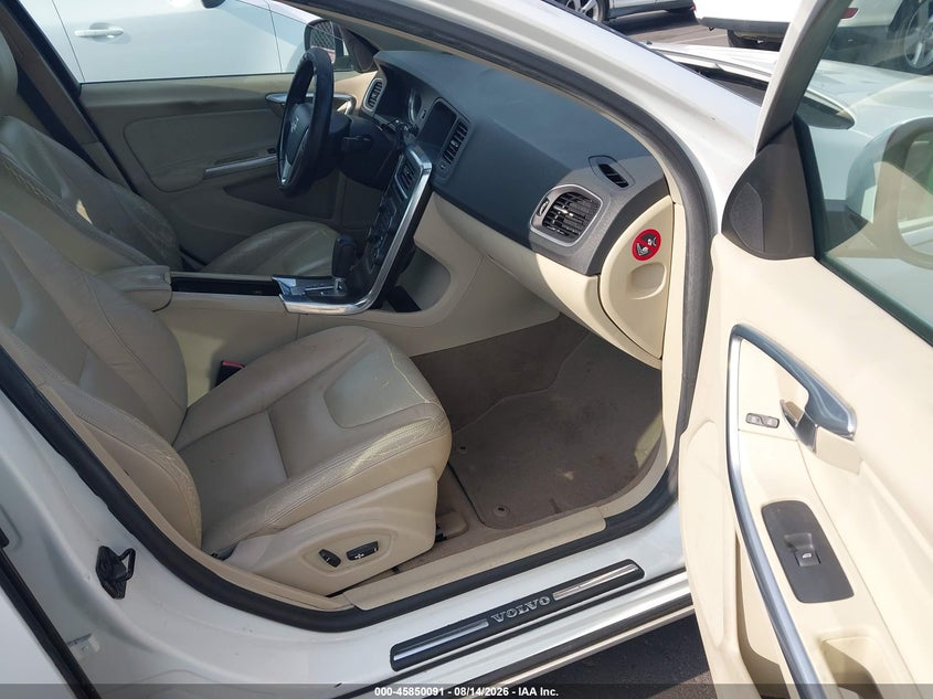 2012 VOLVO S60 auction photo 5