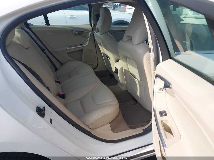 2012 VOLVO S60 auction photo 8
