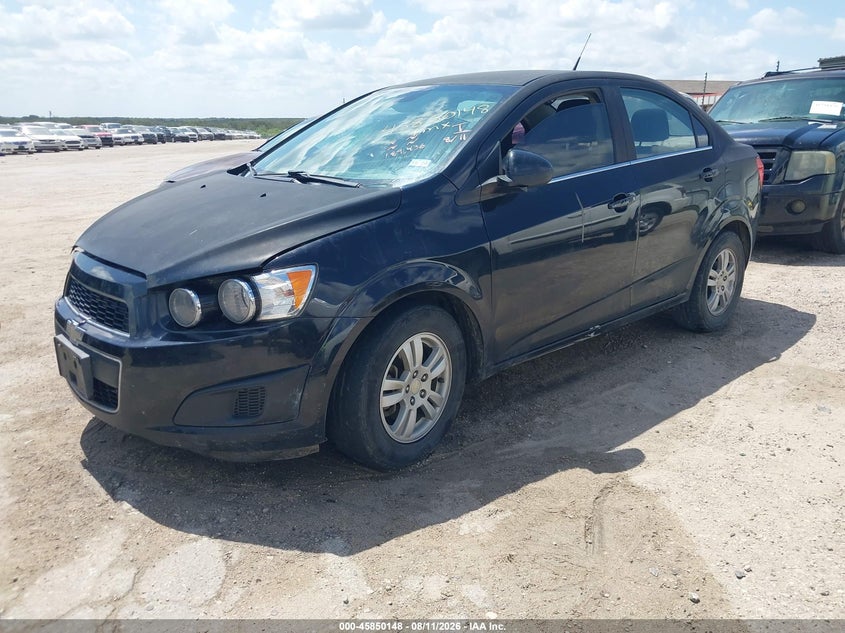 2013 CHEVROLET SONIC auction photo 2