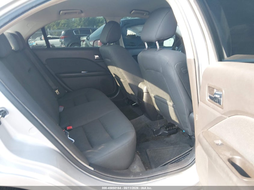 2010 FORD FUSION auction photo 8