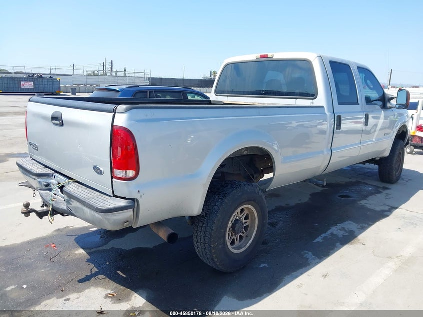 2004 FORD F-350 auction photo 4