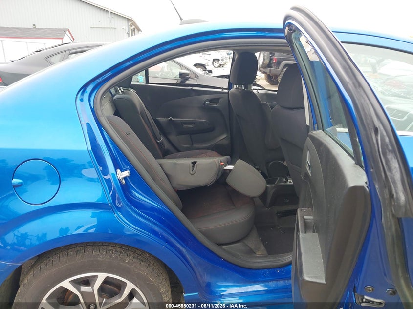 2018 CHEVROLET SONIC auction photo 8