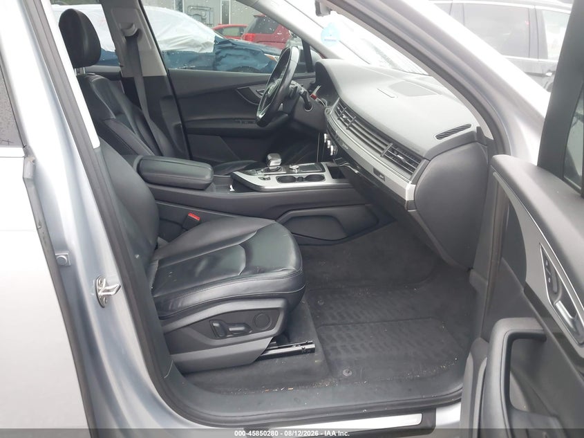 AUDI Q7 - zdjęcie 5