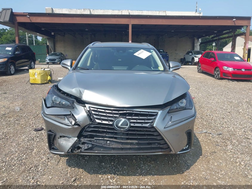 LEXUS NX 300 - zdjęcie 13