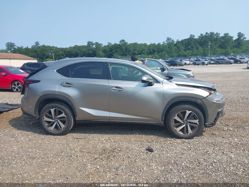 LEXUS NX 300 - zdjęcie 14