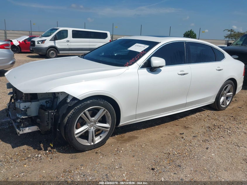 2019 VOLVO S90 auction photo 2