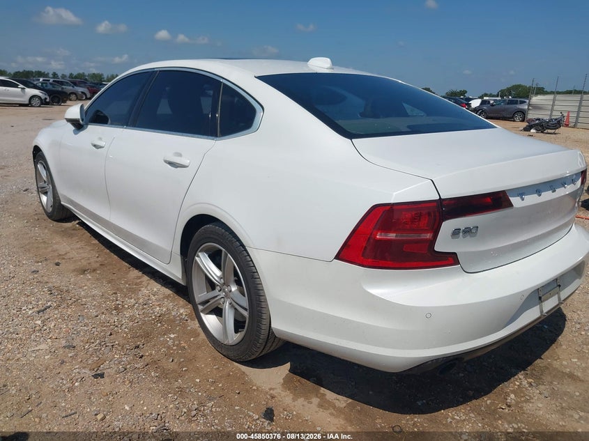 2019 VOLVO S90 auction photo 3