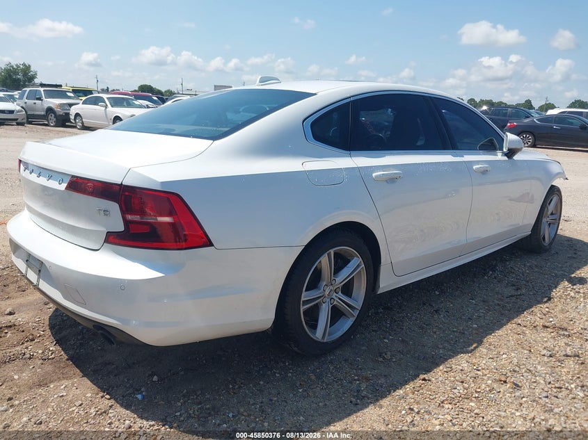 2019 VOLVO S90 auction photo 4