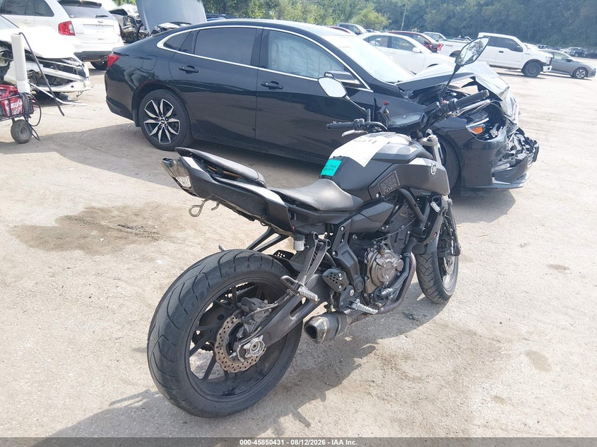 2020 YAMAHA MT07 auction photo 4