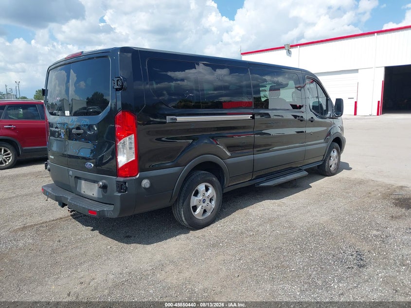 2019 FORD TRANSIT-350 auction photo 4