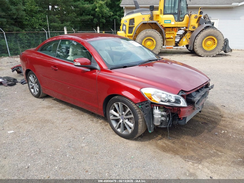 VOLVO C70 2013 VIN YV1672MC3DJ143217