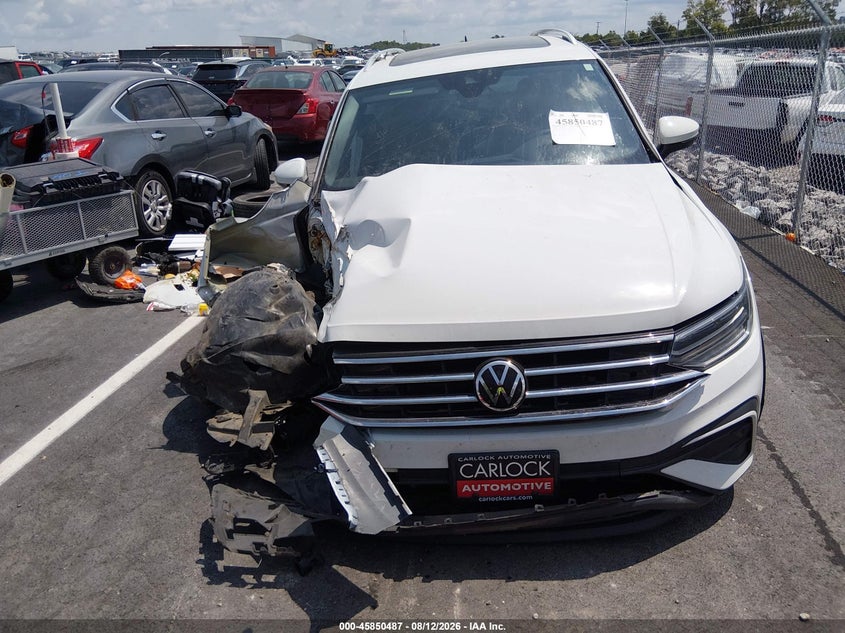 2022 VOLKSWAGEN TIGUAN auction photo 6