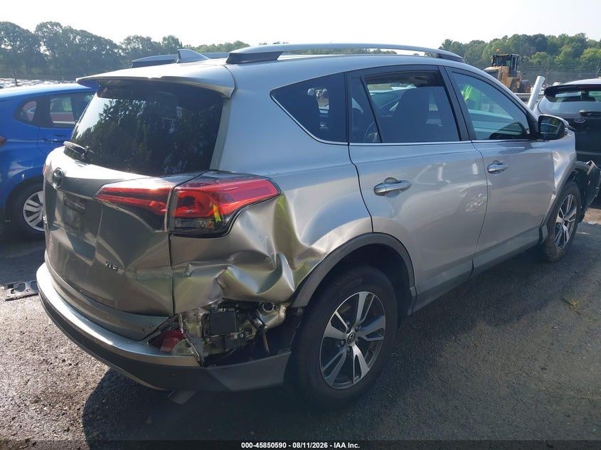 TOYOTA RAV4 - zdjęcie 4