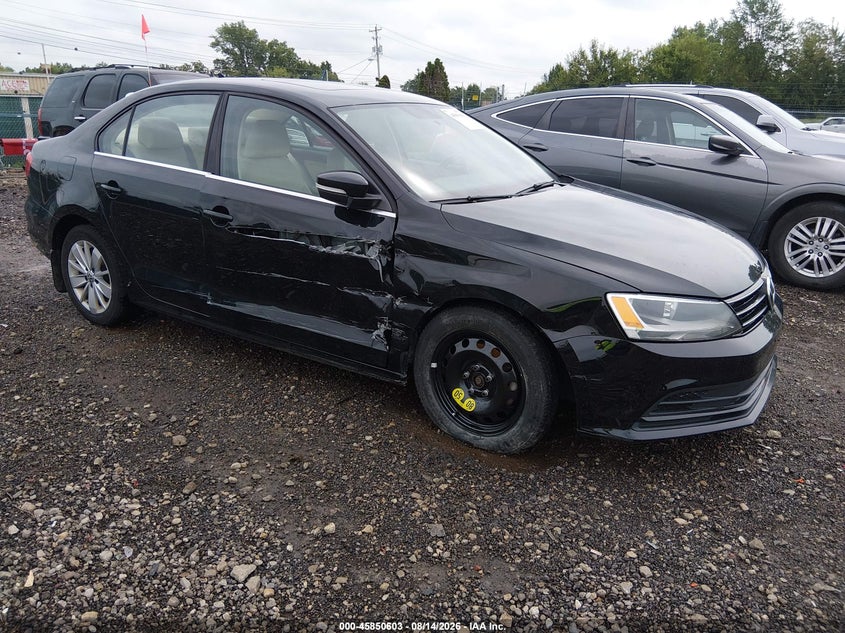 2015 VOLKSWAGEN JETTA auction photo 1