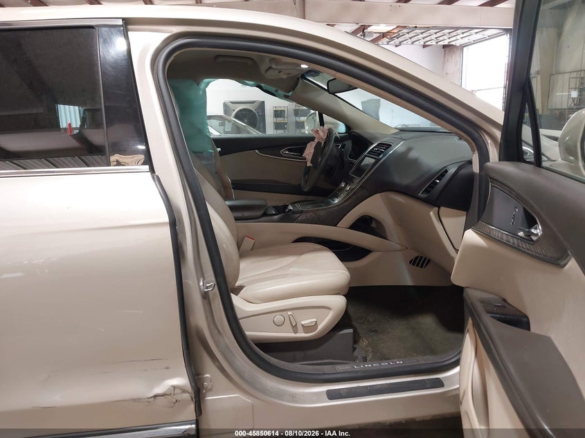 2017 LINCOLN MKX auction photo 5