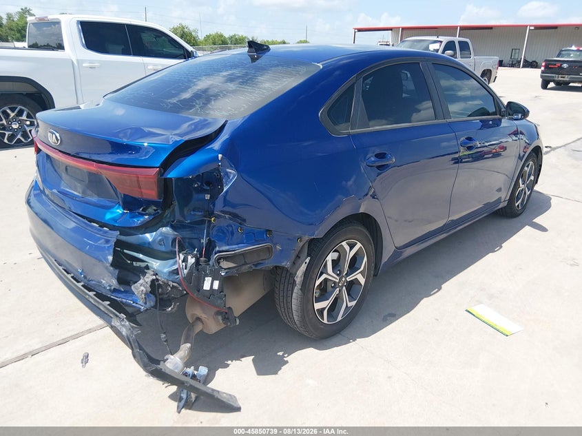 2021 KIA FORTE auction photo 4