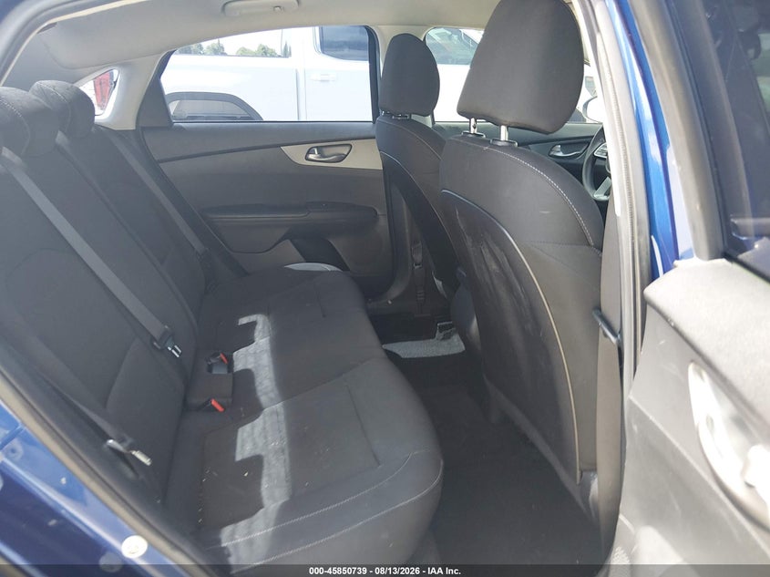 2021 KIA FORTE auction photo 8