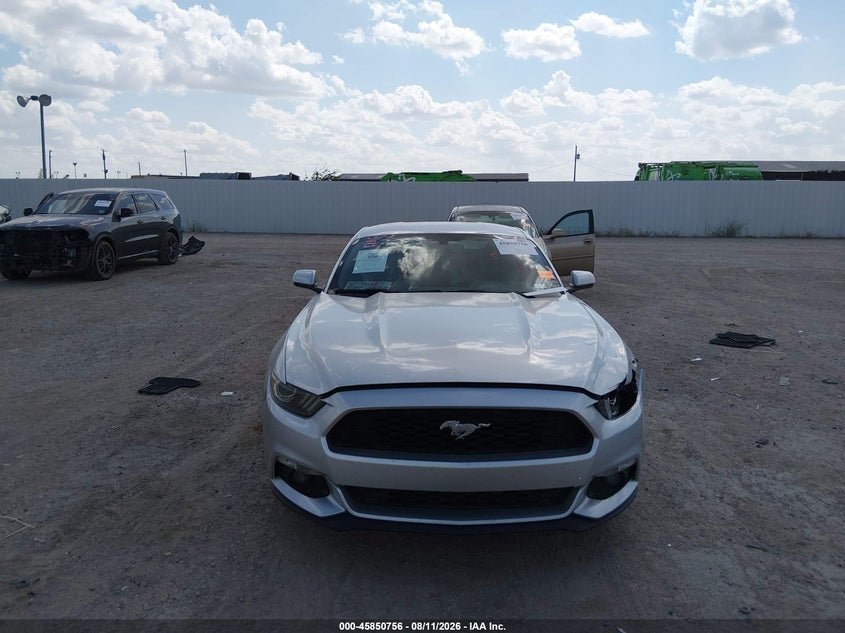 FORD MUSTANG - zdjęcie 12