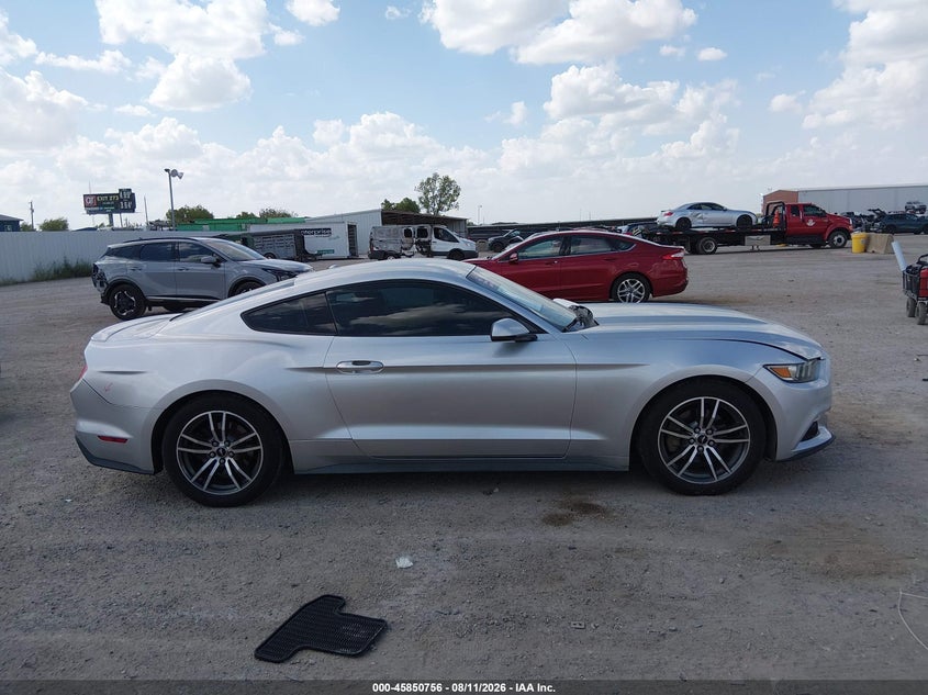 FORD MUSTANG - zdjęcie 13