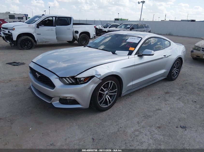 FORD MUSTANG - zdjęcie 2