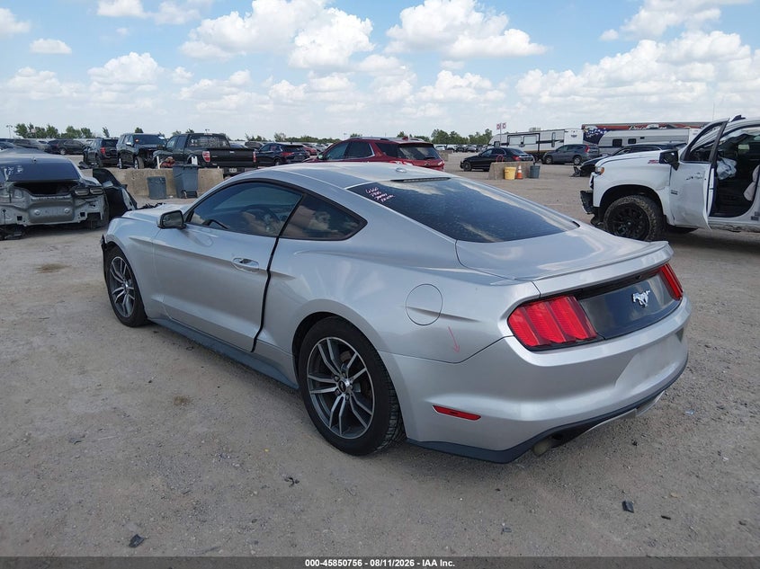 FORD MUSTANG - zdjęcie 3
