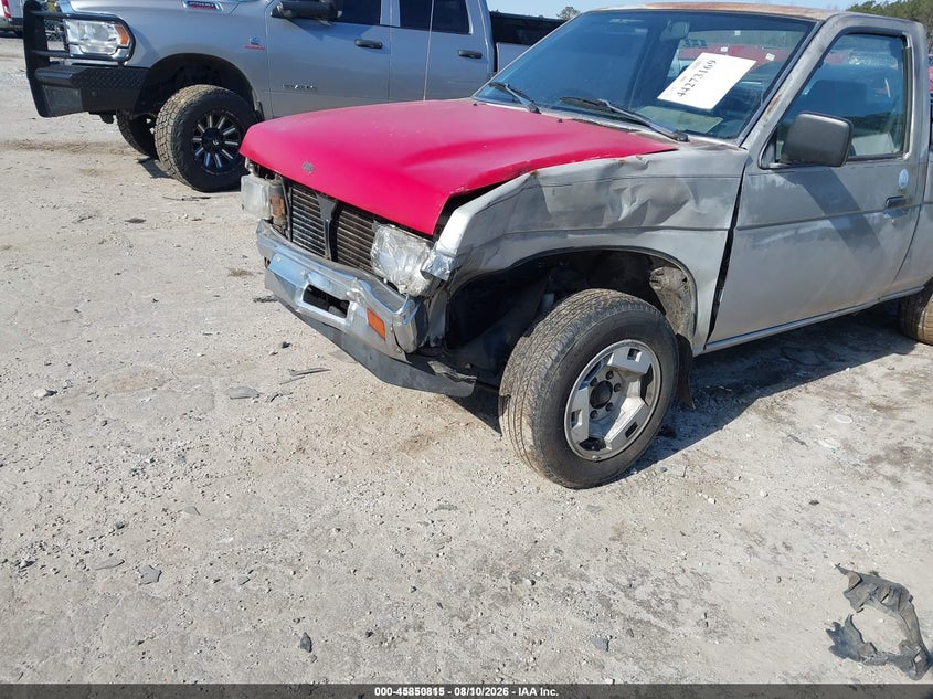 Photo 6 - NISSAN D21