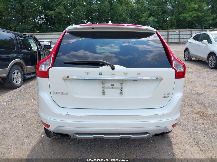 VOLVO XC60 - zdjęcie 16