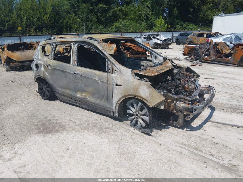 Vin: 1fmcu0g98hub88756, lot: 46349792, ford escape se 20171