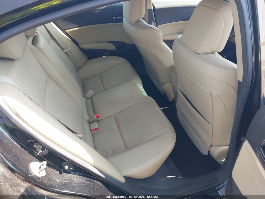 2013 ACURA ILX auction photo 8