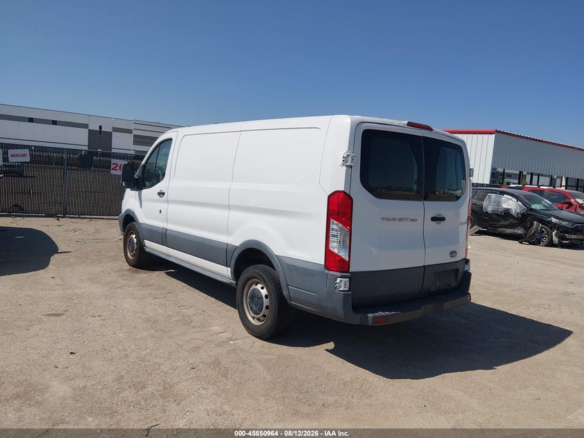 2015 FORD TRANSIT-250 auction photo 3